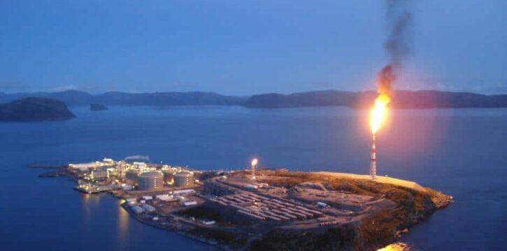 artificial island pakistan